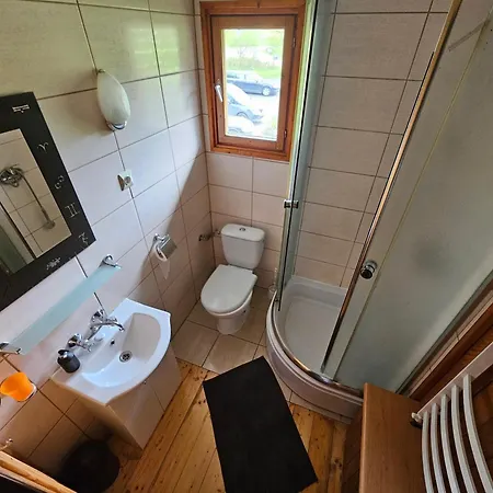 Osmelakowa Dolina Bauernhof Spalona