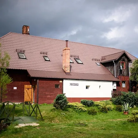 Osmelakowa Dolina Vakantieboerderij *