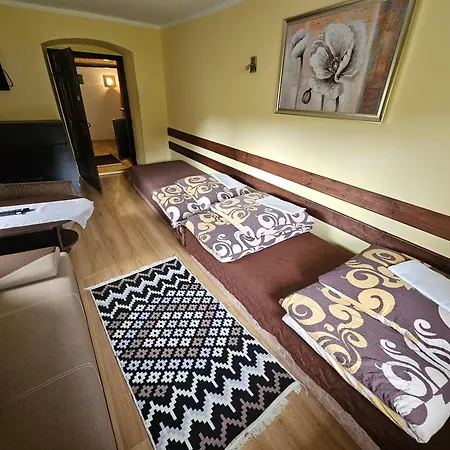 Osmelakowa Dolina Bauernhof Spalona