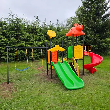 Osmelakowa Dolina Bauernhof Spalona