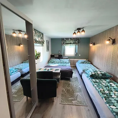 Osmelakowa Dolina Alojamento de Turismo Rural *