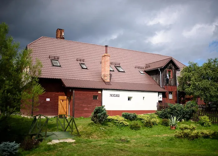 Osmelakowa Dolina Κατάλυμα σε φάρμα *