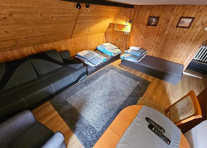 Osmelakowa Dolina Κατάλυμα σε φάρμα Spalona